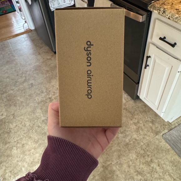 Dyson airwrap large round brush attachment - Black and Pink - Picture 4 of 4